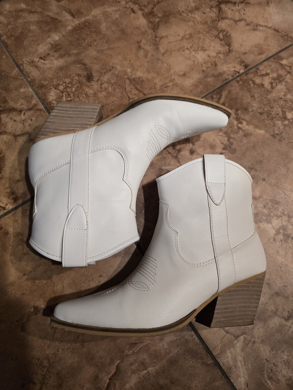 Women's White Western Ankle Boots - Stylish Pointed Toe Heels